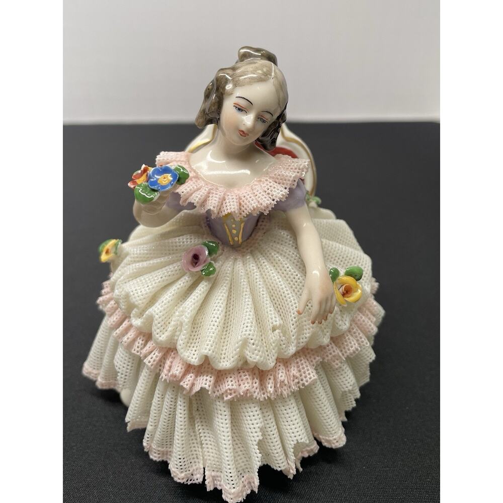 Vintage 1951-64 Marked F.W. Wessel Frankenthal Germany Dresden Art Lady in Chair